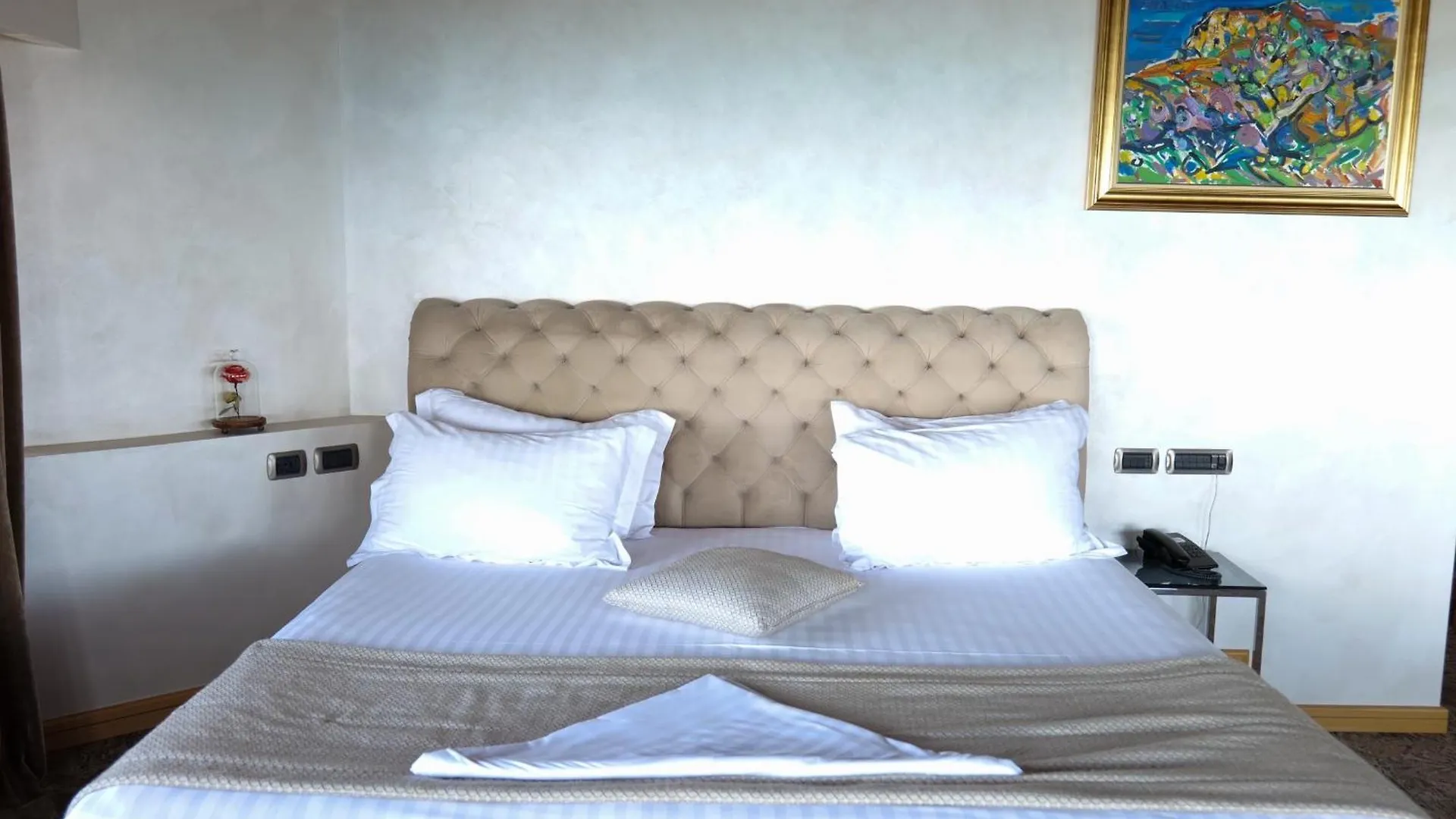 Resort Agroturizem Kodra E Kuajve Hotel Shkallnur