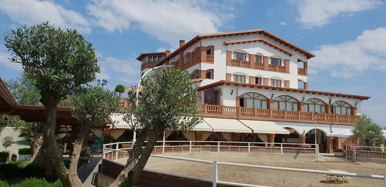 Agroturizem Kodra E Kuajve Hotel Shkallnur 4*,  Albania